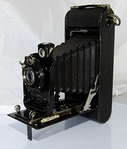 ICARETTE IIIA (503) 116ロールフィルム使用の中判フォールディングカメラ（ICA - Zeiss Ikon）